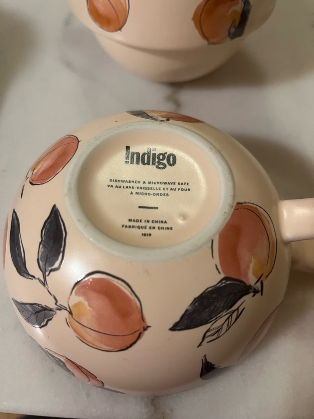 Peach patterned teapot and teacup - Picture 5 of 5